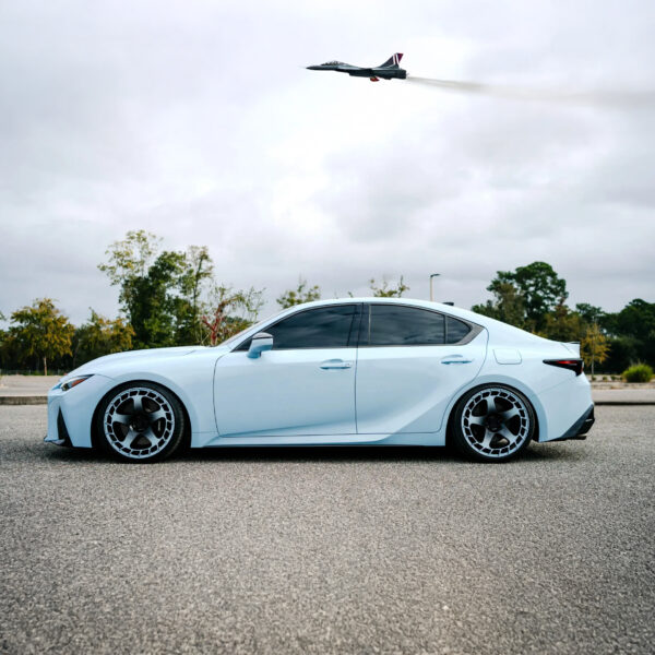 Ultra Gloss Pearl Cryo Blue - Image 2