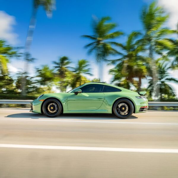 Gloss Auratium Green - Image 8