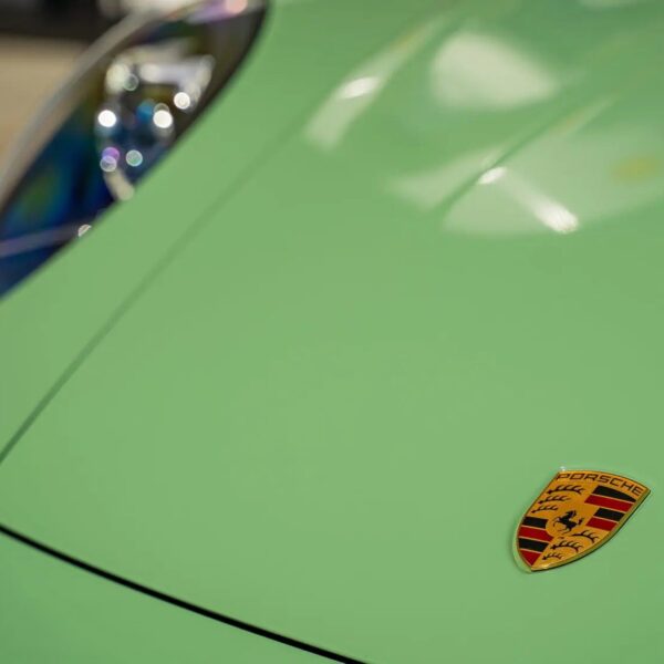 Gloss Auratium Green - Image 13