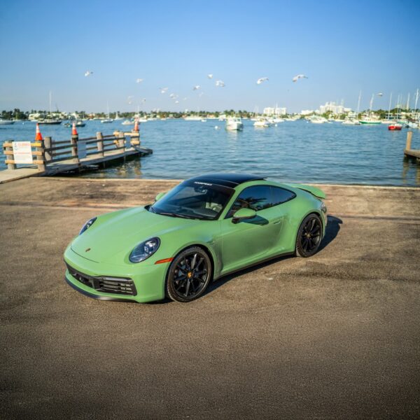 Gloss Auratium Green - Image 4