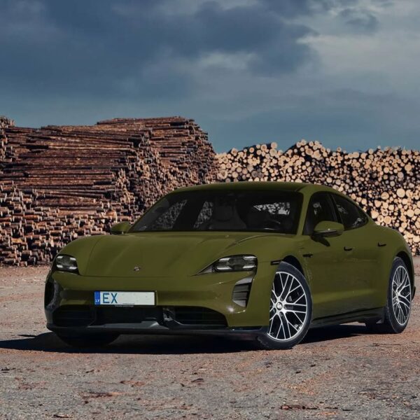 Gloss Warrior Green - Image 2